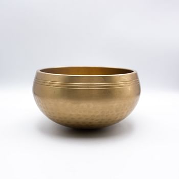 Shinning Singing Bowl Single Set Handcrafted in Nepal Medium (455 grams) Includes Traditional Wooden Striker and Silk Cushion Ideal for Healing, Mindfulness, Meditation, and Yoga