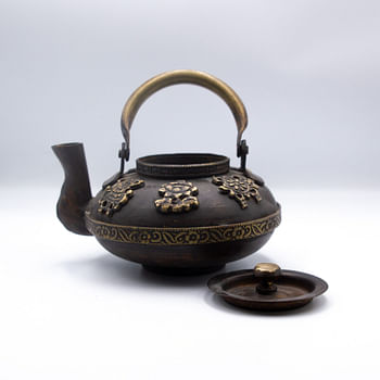 Exquisite Brass Teapot with Antique Finish Handcrafted decorative design