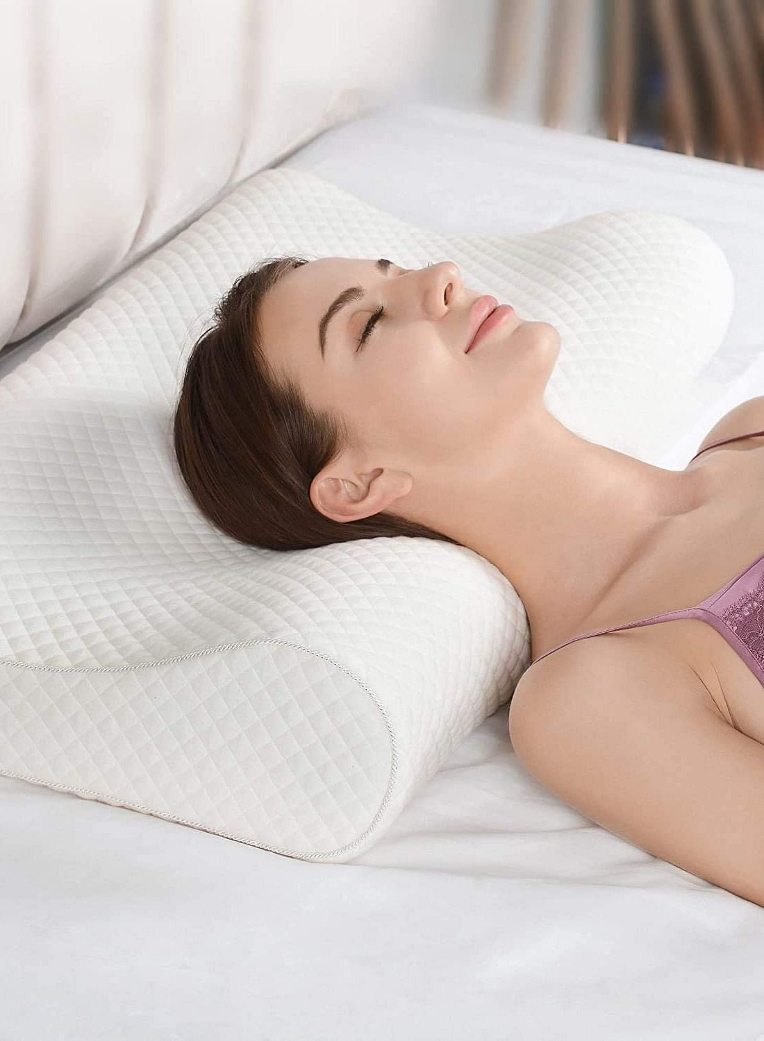 Memory Foam Pillow Adjustable Pillow for Seeping Ergonomic Cervical Pillows for Neck Pain Neck Support for Back Anti-Allergy Pillow for Pain Relief - White