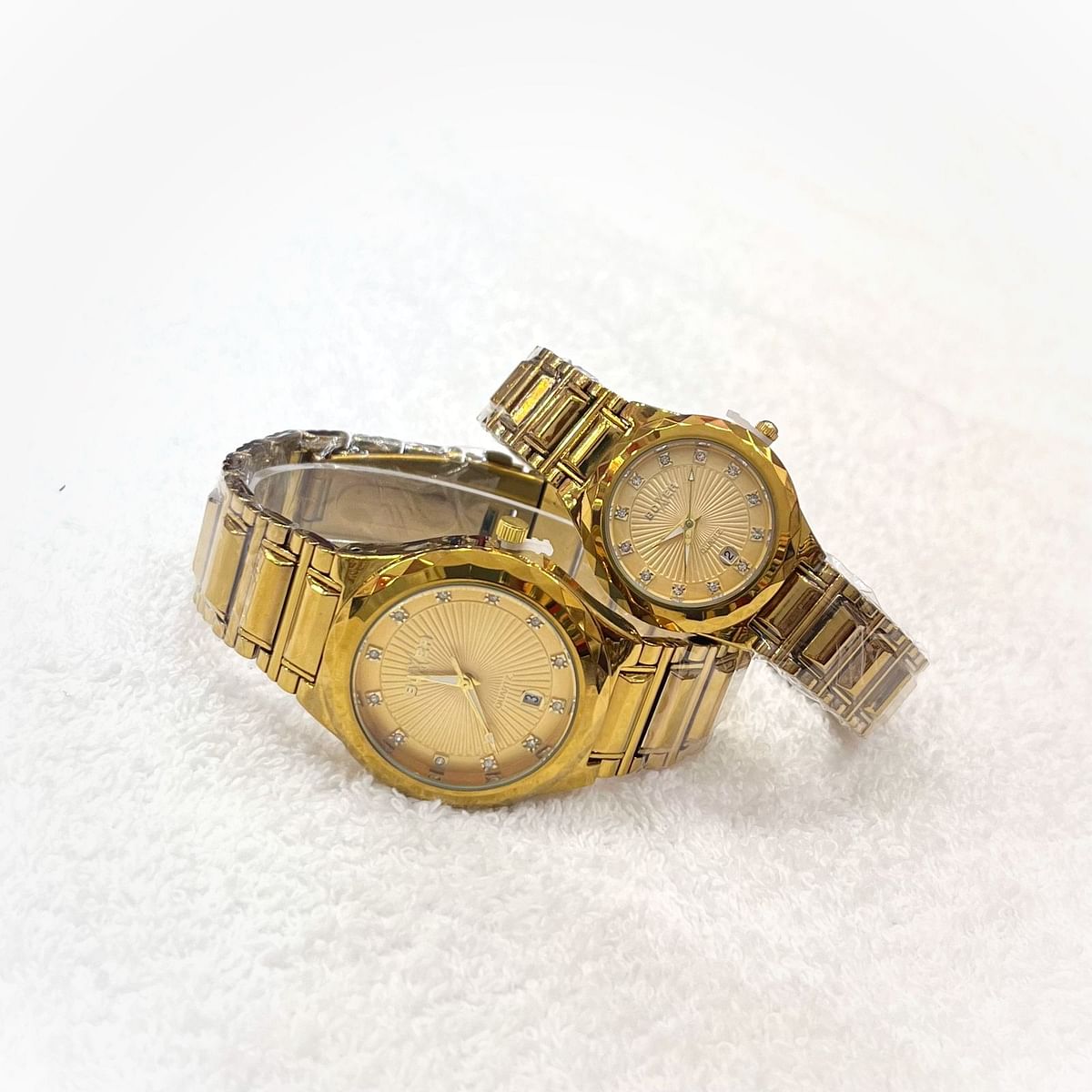 Boxer Waterproof Quartz Analog Couple Watch Set gold