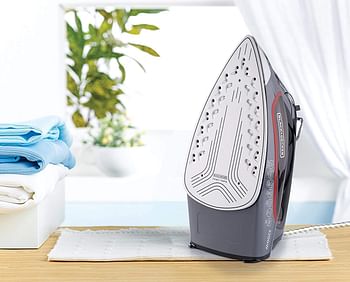 BLACK+DECKER 2200W 90g/min Steam Steam Iron With 380ml Capacity, Ceramic Coated Soleplate with Anti Calc Anti Drip, Self Clean and Auto Shutoff, Removes Stubborn Creases X2050-B5