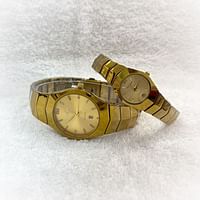 Boxer Waterproof Quartz Analog Couple Watch Set gold.