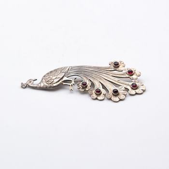 Exquisite 925 Sterling Silver Peacock Design with Red Carnelian Crystals Brooch 7.8 Grams