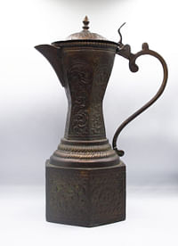 Exquisite Antique Middle Eastern Arabic Dallah Coffee Tea Pot Decorative Made by Copper