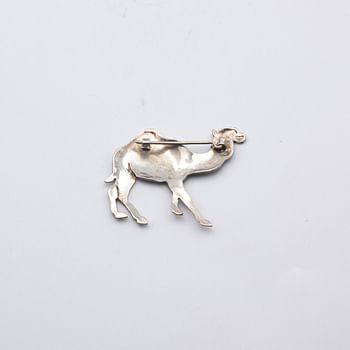 Exquisite 925 Silver Camel Design Brooch 4.8 grams - 4 Pieces