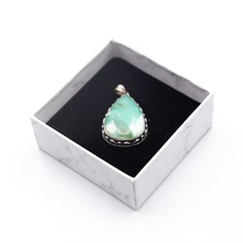 925 Sterling Silver Vintage Real Chrysoprase Quartz Crystal Pendant Handcrafted from Nepal 17.1 Grams