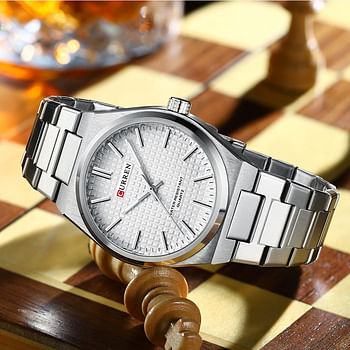 CURREN 8439 Original Brand Stainless Steel Band Wrist Watch For Men silver and White