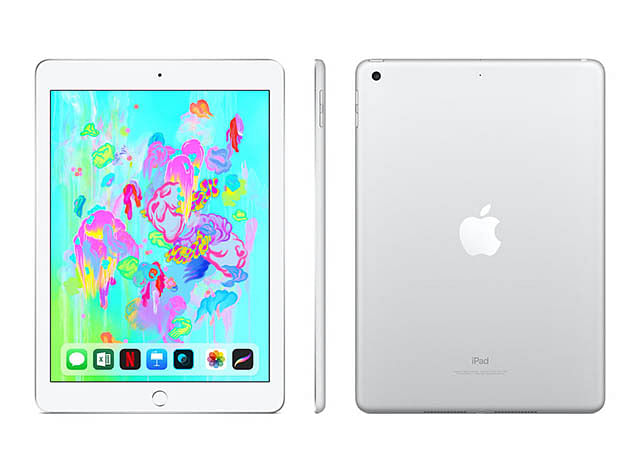 Apple iPad 2018 9.7 Inch 6th Generation Wi-Fi 32GB  - silver