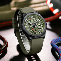 ساعة يد بسوار مطاط ماركة أصلية للرجال من كورين 8437 - أسود وأخضر
