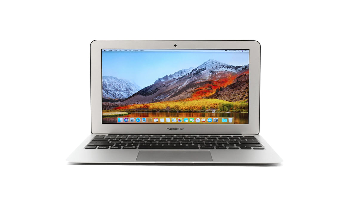Apple MacBook Air A1465 - 11" - 2011 - Silver - Intel Core i5 1.3 GHz - 4GB RAM - 128 GB SSD - English Keyboard