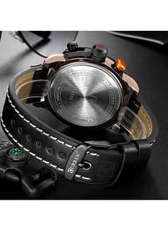 Curren 8312 Men's Leather Quartz Casual Wristwatch