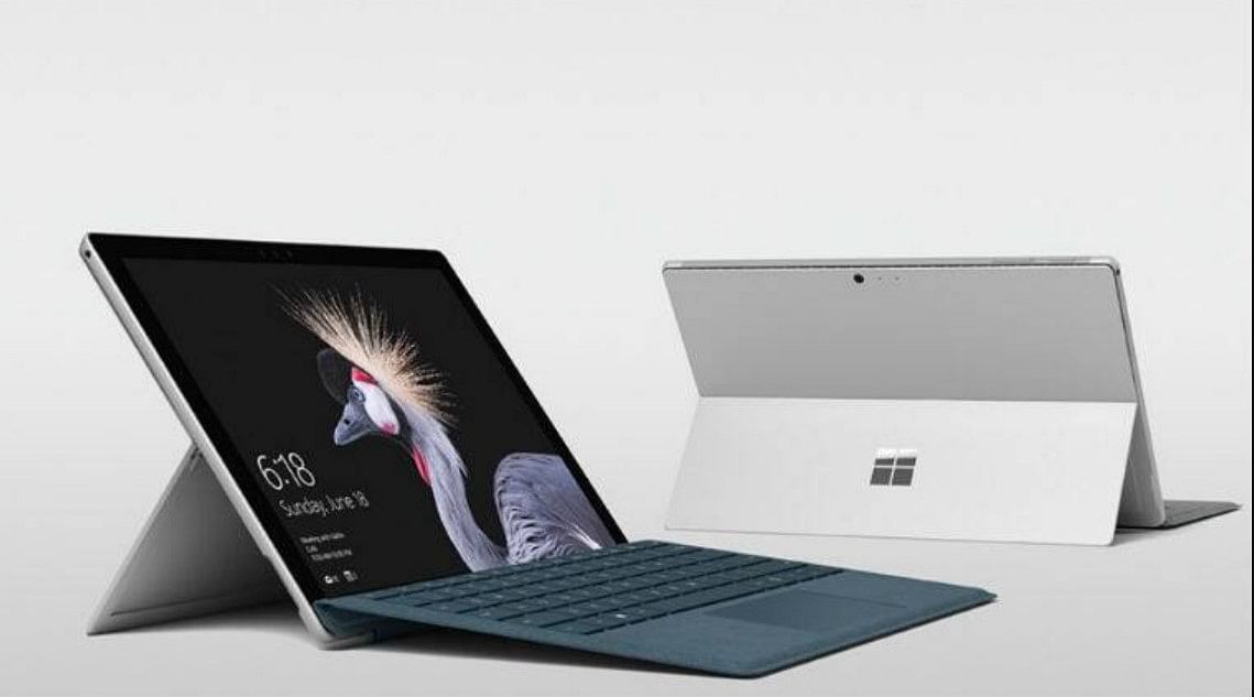 Microsoft Surface Pro 4 / i7-6th Gen / RAM 8GB / Storage 256GB SSD /  12.5" Detachable Display