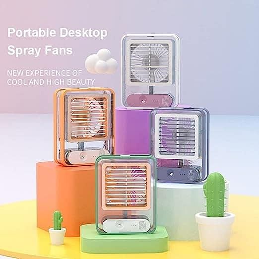 Portable Small Desk Fan with Mist Spray LED Night Light, Operated Water Misting Fan USB Rechargeable Quiet Mini Desktop Table Cooling Fan for Office random color