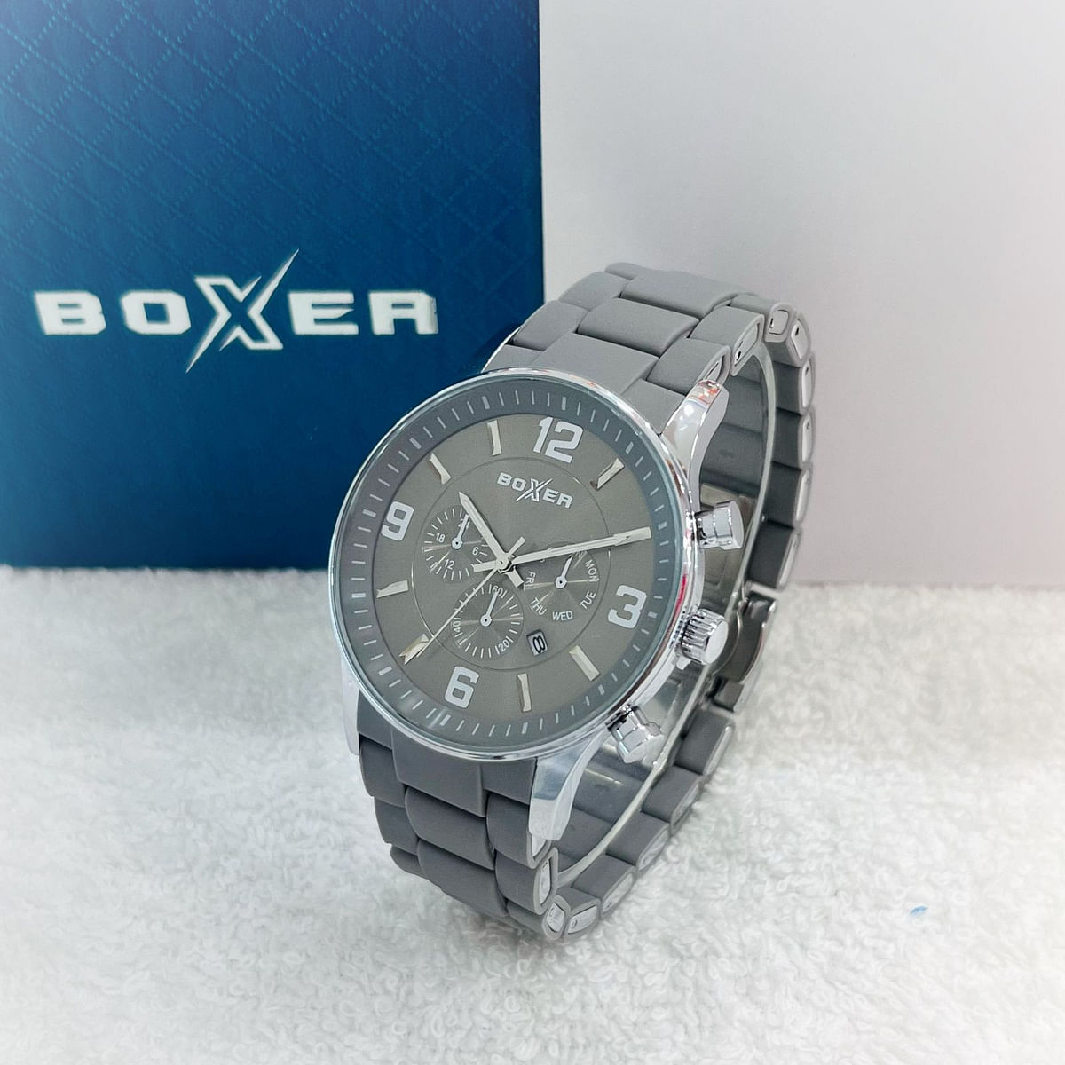 Boxer 070 Men's Stainless Steel Analog Watch - Silver