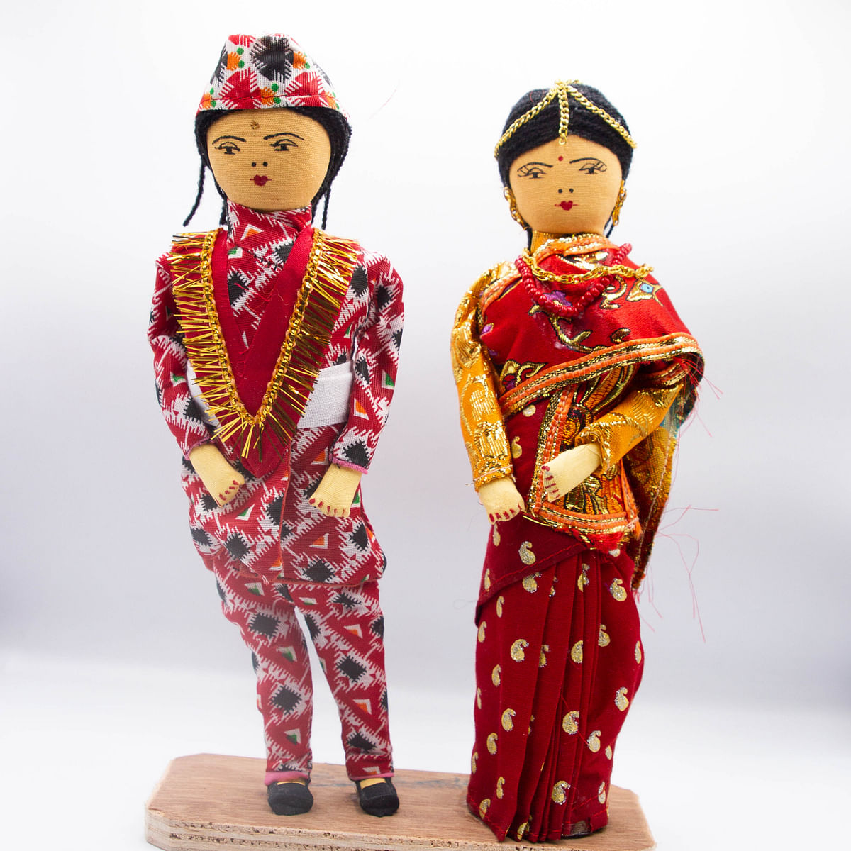 Alpine Crystals Bride and Groom Statue Tribal Wearing Nepali Wedding Dress