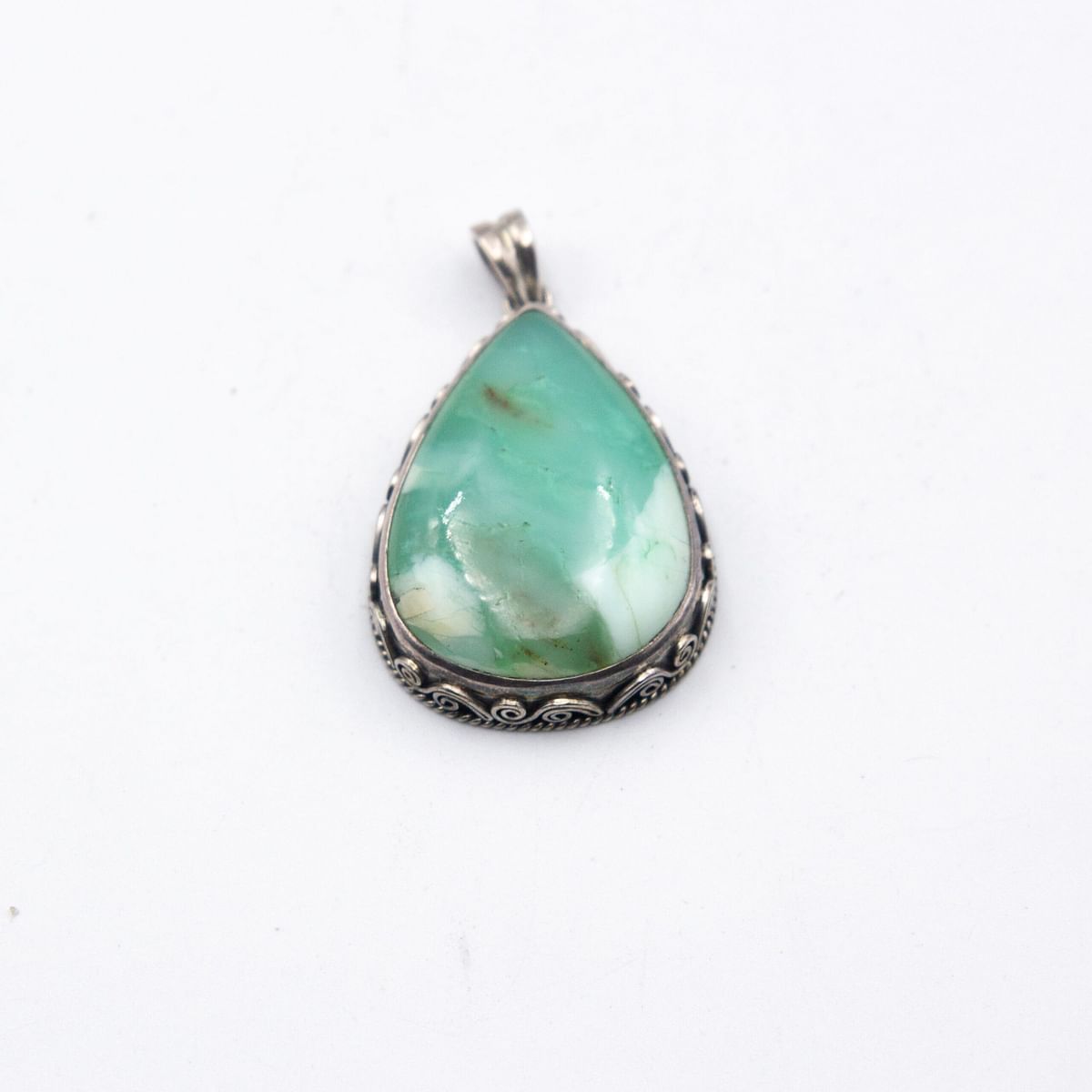 925 Sterling Silver Vintage Real Chrysoprase Quartz Crystal Pendant Handcrafted from Nepal 17.1 Grams