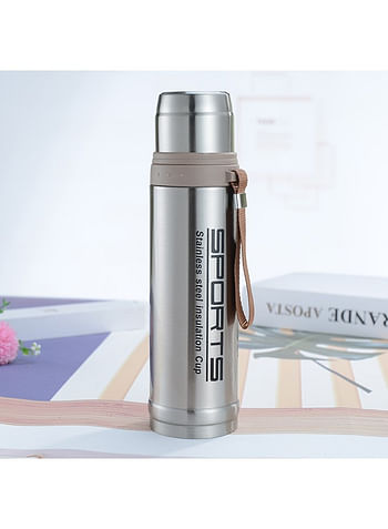 Sports Stainless Steel Thermos Vacuum Flask 750 ML Capacity with Insulation Cup Silver.