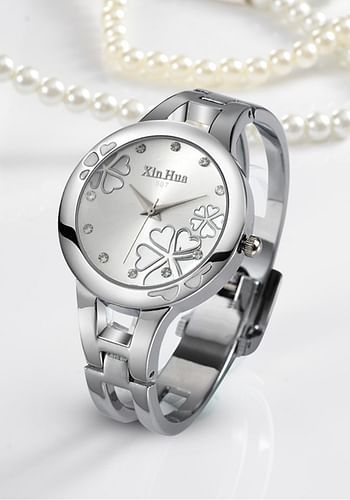 Women Stainless Steel Quartz Analogue Wrist Watch | Waterproof Elegant Silver Wrist Watch