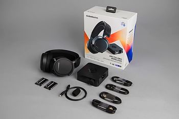 SteelSeries Arctis Pro Wireless Gaming Headset - Lossless High Fidelity Wireless + Bluetooth for PS4 and PC PC/Black/One Size