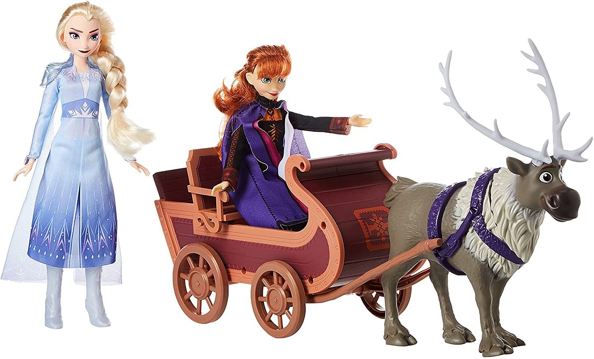 Disney Frozen Sledding Sven and Sisters Elsa and Anna Fashion Dolls With Sven Toy and Sled Inspired by Disney's Frozen 2 | Multicolor | One size.