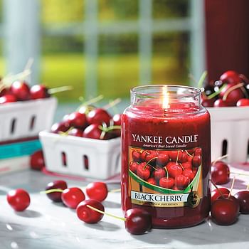 Yankee Candle Large Jar Candle/Black Cherry/Classic Large Jar