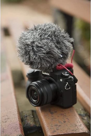 Rode Videomicro Compact On-Camera Microphone With Rycote Lyre Shock Mount - Black