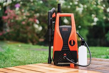 BLACK+DECKER 5-in-1 Cordless Electric Pressure Washer POWERCONNECT Series 18 V 24 Bar 2 Ah Li-Ion Battery 1 A Charger Orange/Black BCPC18D1-GB