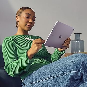 Apple iPad Air 11-inch (M2): Liquid Retina display, 128GB, Landscape 12MP Front Camera/12MP Back Camera, Wi-Fi 6E + 5G Cellular with eSIM, Touch ID, All-Day Battery Life - Starlight