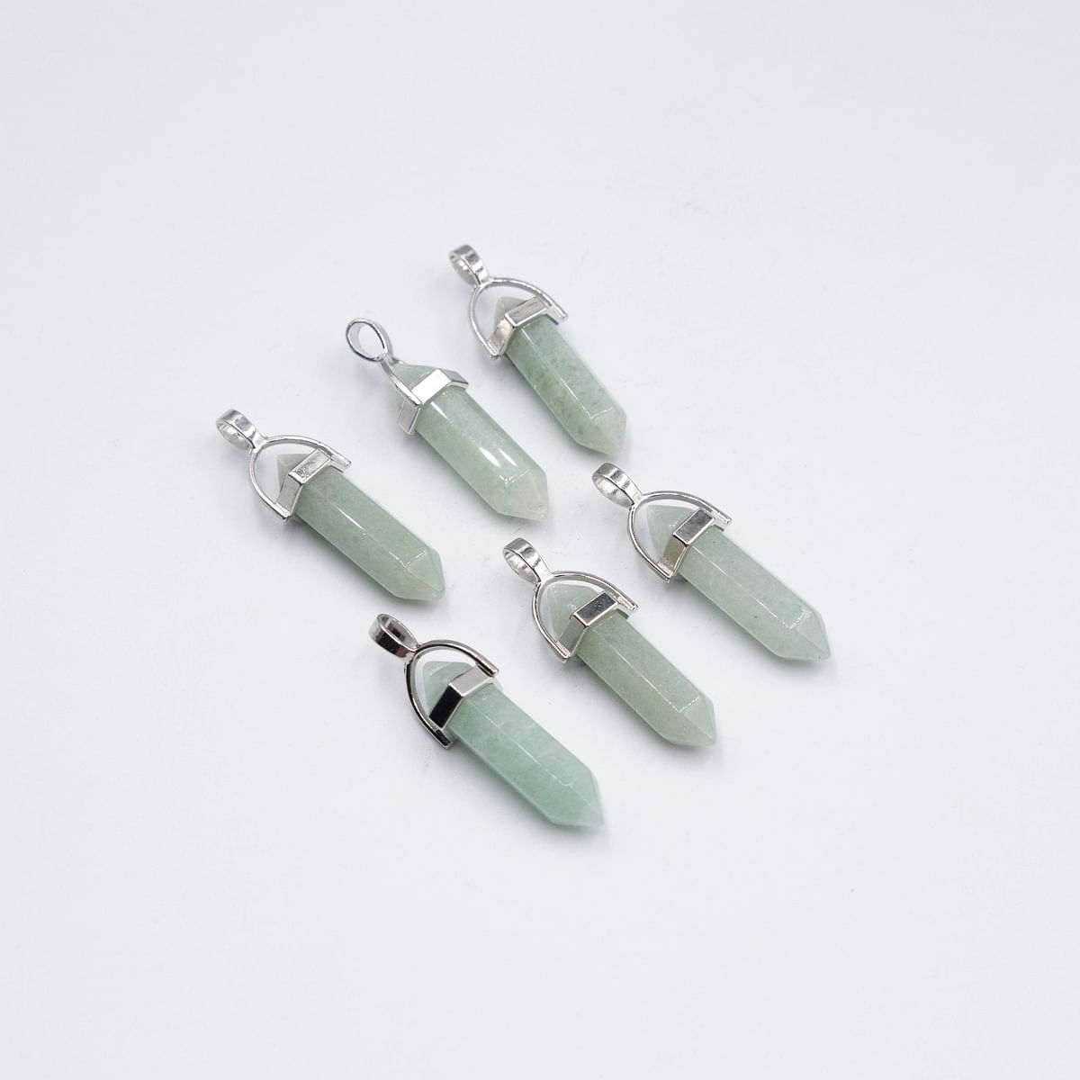 Himalayan Natural  Green Aventurine  Crystal Pendant Gemstone for Men & Women