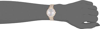 GUESS Women's Quartz Watch with Analog Display and Stainless Steel Strap W1155L4