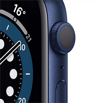 ساعة ابل الاصدار 6 (نظام تحديد المواقع - 40 ملم) هيكل من الألومنيوم باللون الأزرق مع حزام رياضي باللون الكحلي العميق