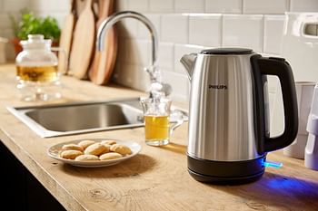 Philips, New Daily Metal Kettle, 1.7 Liters Capacity, 2200 Watts, Silver/Black, HD9350/92