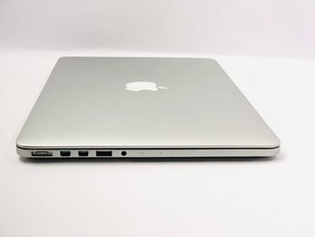 Apple MacBook Pro 2015 Retina | A-1502 | 2.9Ghz | Core i5 | Ram 8GB | SSD 256 GB - Silver