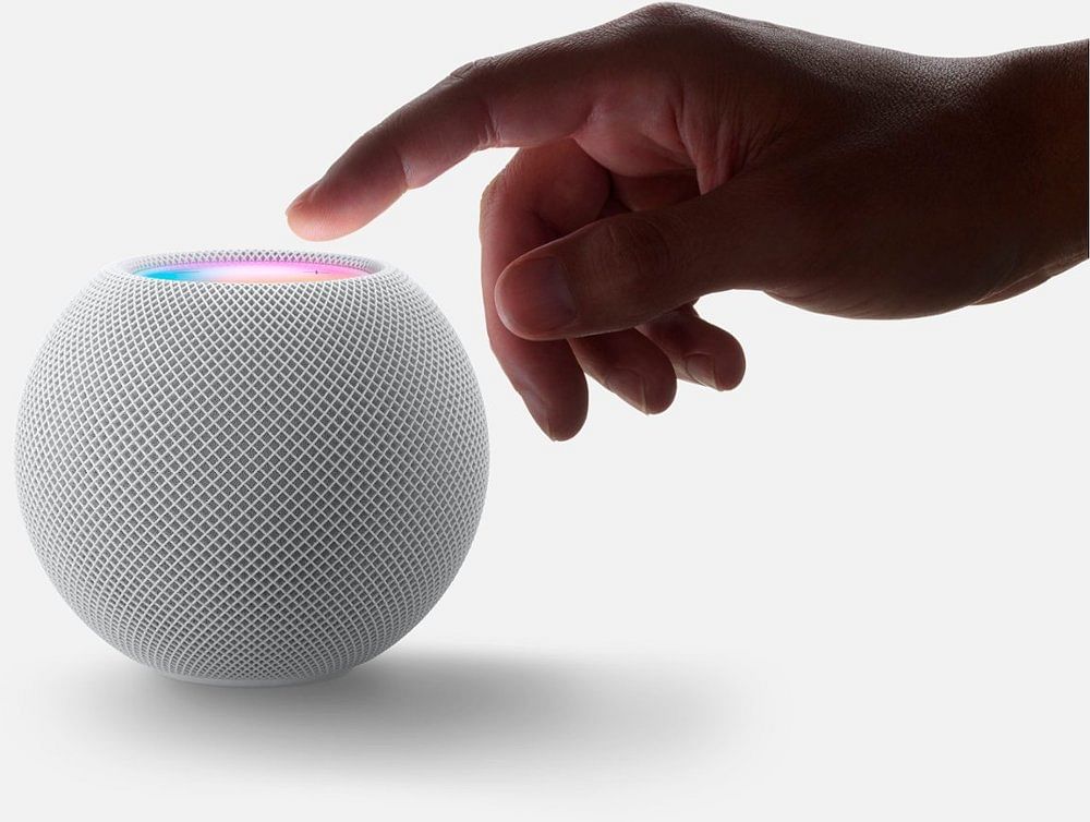 Apple Homepod Smart Speaker - White