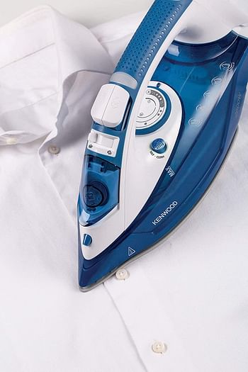 Kenwood Steam Iron 2600W with Ceramic Soleplate, Auto Shut-Off, Anti-Drip, Anti-Calc, Self Clean, Continuous Steam, Steam Burst, Spray Function STP75.000WB White/Blue White Blue/2600W