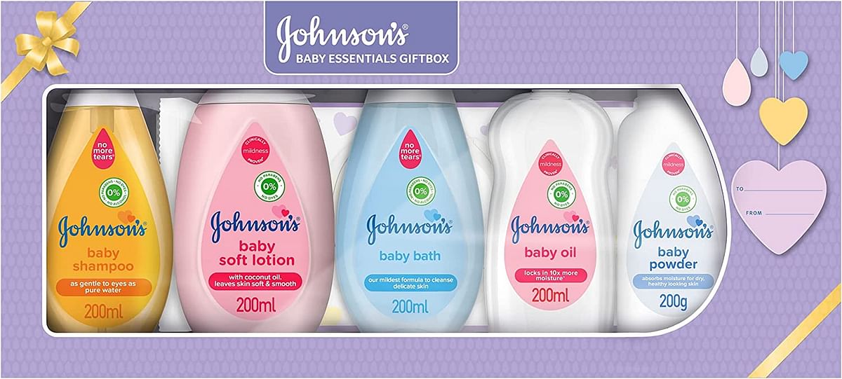 Johnson’S Baby Essentials Gift Box: Baby Shampoo, Soft Lotion, Bath, Oil, Powder, Wipes