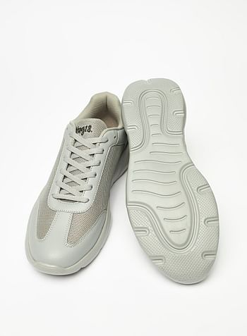tag18 Textured Lace-Up Sneakers
