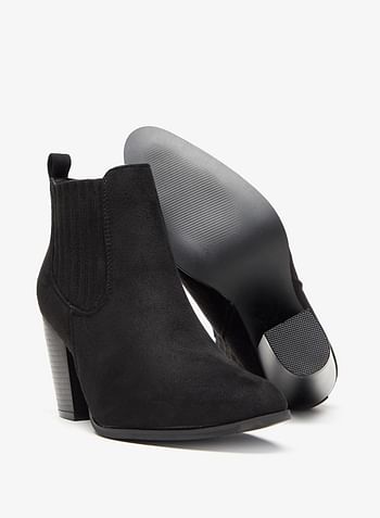 Solid Slip-On Ankle Boots with Block Heels and Pull Tab Detail /41 EU