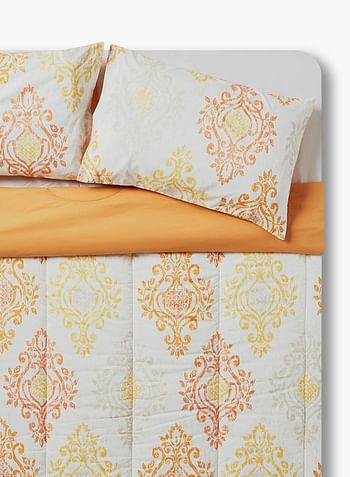 Amal Comforter Set King Size All Season Everyday Use Bedding Set Extra Soft Microfiber 3 Pieces 1 Comforter 2 Pillow Covers Gold Polyester Gold 220 x 240cm