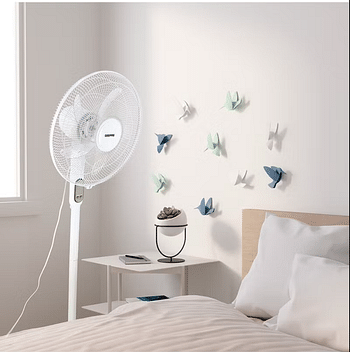 GEEPAS Smart Stand Fan WI-FI and Bluetooth Oscillation 9 Hour Timer 5 Blade Design 3 Speed Control Full Copper Motor 0.0 L 50.0 W GF21159 White/Black