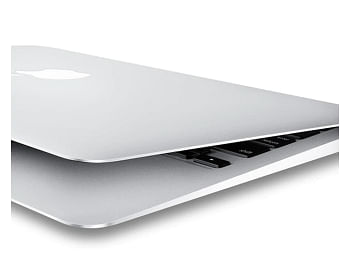 Apple MacBook Air 2014 ‎13.3 Inches Core i5 1.4GHz Core  4GB RAM, 128GB SSD 1.5GB VRAM Silver
