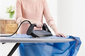 Braun Household TextStyle Steam Iron SI 9281 BK first 3D BackGlide soleplate 3100 W 330 ml tank Auto Shut off Smart iCare Mode