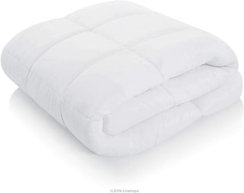 Linenspa White Quilted Comforter - Hypoallergenic - Plush Microfiber Fill - Machine Washable -Oversized King