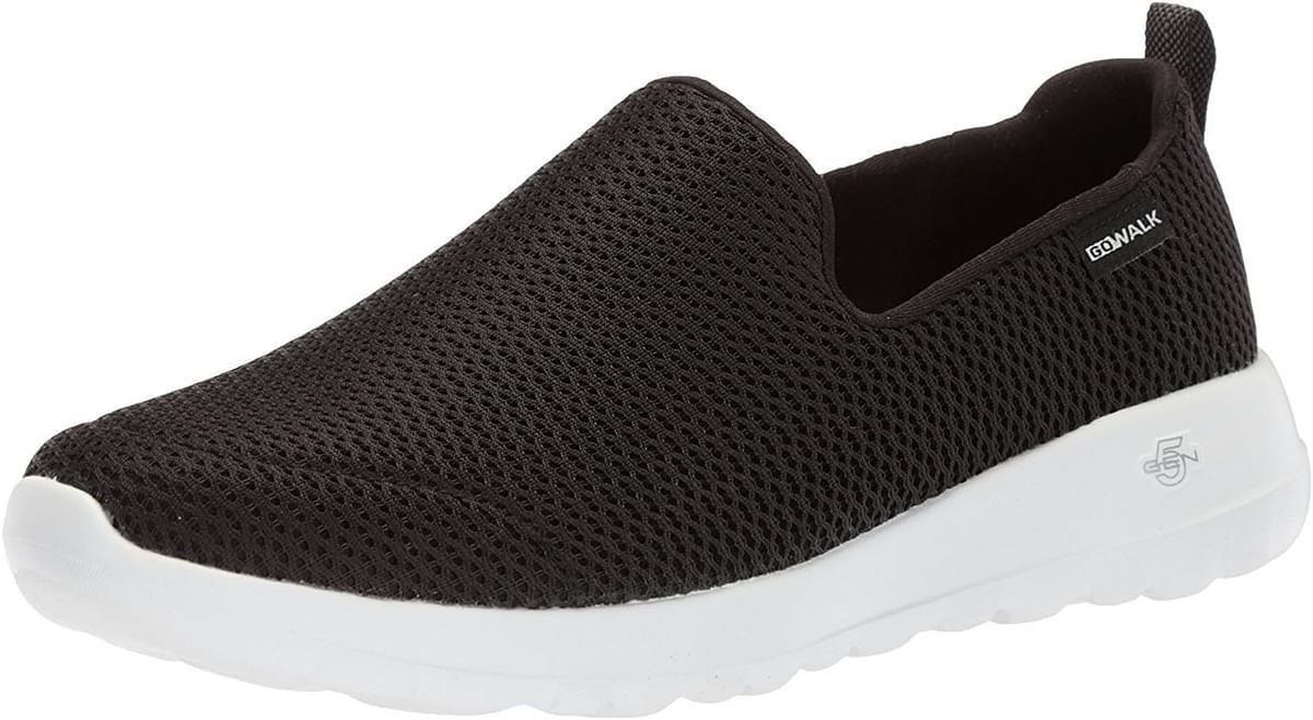 Skechers Go Walk Joy Womens Walking Shoe 39.5 EU - Black, White