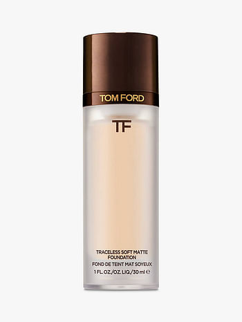 Tom Ford Traceless Soft Matte Foundation - 8.2 Warm Honey