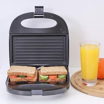 Geepas GGM6001 700W 2 Slice Grill Maker With Non-Stick Plates Stainless Steel Panini Press, Sandwich Toaster, Grill & Griddle Toasty Maker Cord-Warp For Storage, Ideal For Breakfast