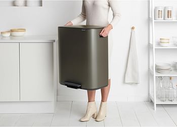 Brabantia Bo Pedal Bin - 60L Inner Bucket (Platinum) Large Waste Kitchen Bin - Soft Closing Lid