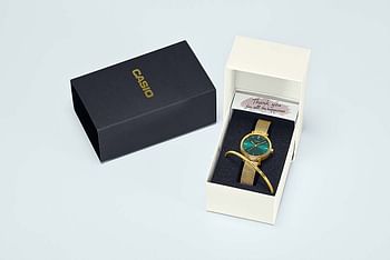 Women's Watch With Gold Bangle Set LTP-2024VMG-3CDR - Gold/Green