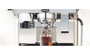 De'Longhi EC9865.M La Specialista Maestro: Ultimate Cold Brew Manual Coffee Machine, Experience with Smart Tech, Cold Extraction Technology, 8 Recipes, Manual/Automatic Frothing, Silver