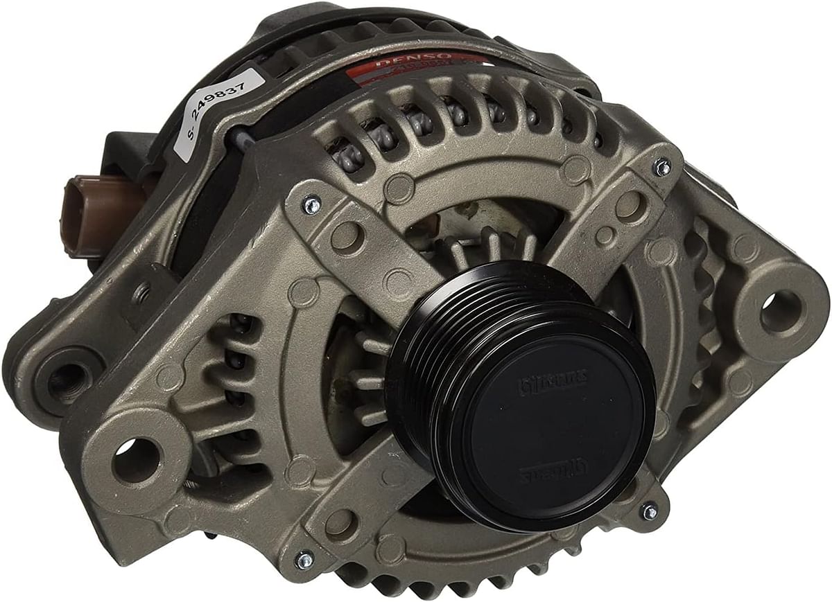 Denso 210-0657 Alternator